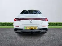 Usado Mercedes CLA 250+ AMG line 200 kW (272 CV) 2025 Blanco Berlina