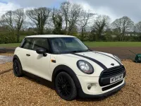 Used Mini ONE Hatch 102 HP (75 kW) 2014 White Hatchback