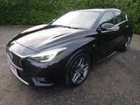 Used Infiniti Q30 Premium 170 HP (125 kW) 2016 Black Hatchback