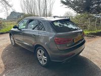 Begagnad Audi Q3 S-Line 2012 Grå SUV