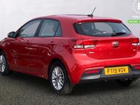 Używany Kia Rio 101 KM (74 kW) 2019 Czerwony Hatchback