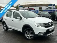 Gebraucht Dacia Sandero Comfort 90 PS (66 kW) 2019 Weiß Kleinwagen
