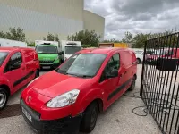 Used Peugeot Partner S 2013 Red MPV
