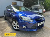 Used Ford Focus Zetec 115 HP (84 kW) 2014 Blue Hatchback