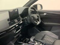 Used Audi Q5 Comfort 200 HP (147 kW) 2023 Blue SUV