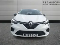 Used Renault Clio V Evolution 2023 White Hatchback