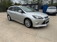 Used Ford Focus Zetec 125 HP (91 kW) 2014 Silver Estate