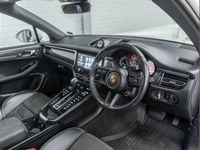 Used Porsche Macan GTS 434 HP (319 kW) 2021 White SUV