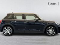 Używany Mini Cooper Exclusive 134 KM (98 kW) 2023 Czarny Hatchback