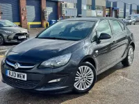 Gebraucht Vauxhall Astra 2013 Schwarz Kleinwagen