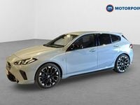 Begagnad BMW M135 300 HK (220 kW) 2025 Grå Halvkombi
