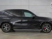 Używany BMW X5 M Sport 294 KM (216 kW) 2025 Czarny SUV