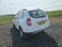 Used Dacia Duster Lauréate 110 HP (80 kW) 2014 White SUV