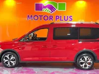 Used Ford Grand Tourneo Connect Active 122 HP (89 kW) 2023 Red MPV