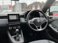 Used Renault Clio V Techno 143 HP (105 kW) 2024 Red Hatchback