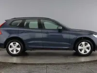 Used Volvo XC60 Momentum 247 HP (181 kW) 2022 SUV