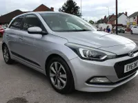 Used Hyundai i20 Premium 100 HP (73 kW) 2016 Silver Hatchback
