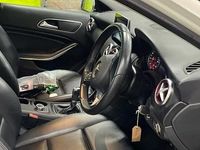 Used Mercedes A180 SE 2016 Cirrus white Hatchback