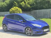 Usado Ford Fiesta ST 182 CV (133 kW) 2017 Azul Utilitario