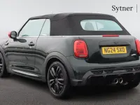 Used Mini John Cooper Works 228 HP (167 kW) 2024 Green Hatchback