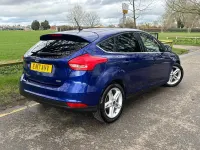 Used Ford Focus Zetec 125 HP (91 kW) 2017 Blue Hatchback