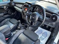 Used Mini Cooper S Classic 2019 White Hatchback