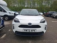 Used Toyota Yaris Hybrid 116 HP (85 kW) 2023 White Estate