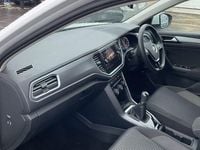 Used VW T-Roc Active 110 HP (80 kW) 2021 White SUV