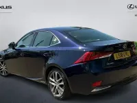 Used Lexus IS300h 223 HP (164 kW) 2018 Sedan