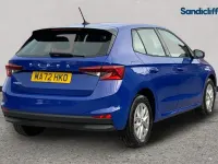 Begagnad Skoda Fabia Comfort 110 HK (80 kW) 2022 Blå Halvkombi