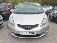 Begagnad Honda Jazz EX 100 HK (73 kW) 2010 Silver Halvkombi
