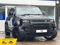 Used Land Rover Defender SE 200 HP (147 kW) 2020 Black SUV