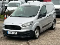Used Ford Transit Courier 100 HP (73 kW) 2016 Silver Van