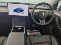 Używany Tesla Model Y RWD 254 kW (346 KM) 2024 Niebieski SUV