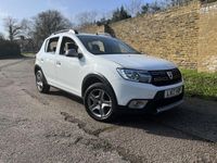 Used Dacia Sandero Lauréate 90 HP (66 kW) 2017 White Hatchback