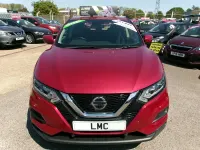 Used Nissan Qashqai Acenta Premium 115 HP (84 kW) 2019 Red SUV