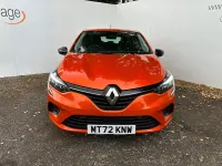 Used Renault Clio Evolution 2022 Orange Hatchback