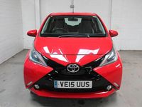 Used Toyota Aygo x-press 69 HP (50 kW) 2015 Red Hatchback