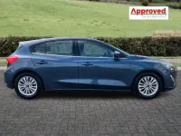 Używany Ford Focus Titanium 2021 Niebieski Hatchback
