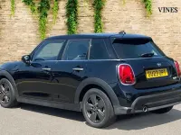 Used Mini Cooper Classic 136 HP (100 kW) 2022 Black Hatchback