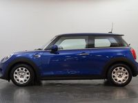 Usado Mini ONE Classic 102 CV (75 kW) 2020 Azul Utilitario