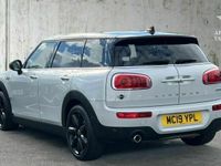 Used Mini Cooper Clubman Exclusive 134 HP (98 kW) 2019 Silver Estate