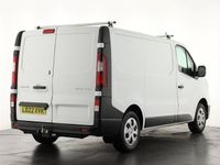 Begagnad Renault Trafic Business 2022 Vit Minibuss