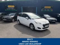 Used Peugeot 5008 Access 115 HP (84 kW) 2014 White MPV