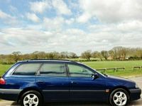 used Toyota Avensis 2.0