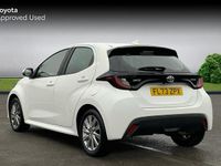 Used Toyota Yaris Hybrid 116 HP (85 kW) 2023 Pure white Hatchback