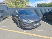 Begagnad Ford Focus ST-Line 125 HK (91 kW) 2019 Grå Halvkombi