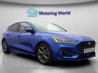 Second-hand Ford Focus ST-Line 125 CP (91 kW) 2023 Albastru Hatchback