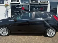 Used Ford Fiesta Titanium 96 HP (70 kW) 2010 Black Hatchback