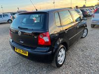 Used VW Polo 75 HP (55 kW) 2005 Black Hatchback